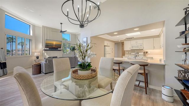 2000 HARBOURSIDE DRIVE 1501, Longboat Key, FL 34228