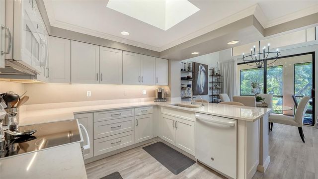 2000 HARBOURSIDE DRIVE 1501, Longboat Key, FL 34228