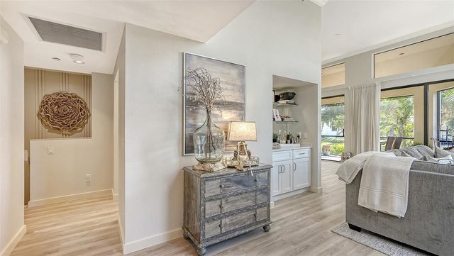 2000 HARBOURSIDE DRIVE 1501, Longboat Key, FL 34228