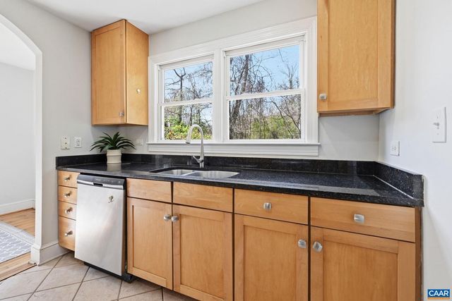 1641 CHERRY AVE, Charlottesville, VA 22903