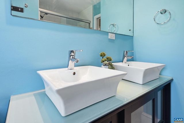 1641 CHERRY AVE, Charlottesville, VA 22903