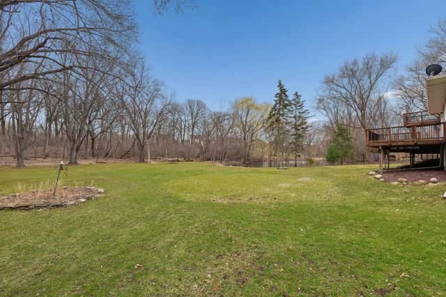 5831 Fawn Trail Circle, Woodbury, MN 55129