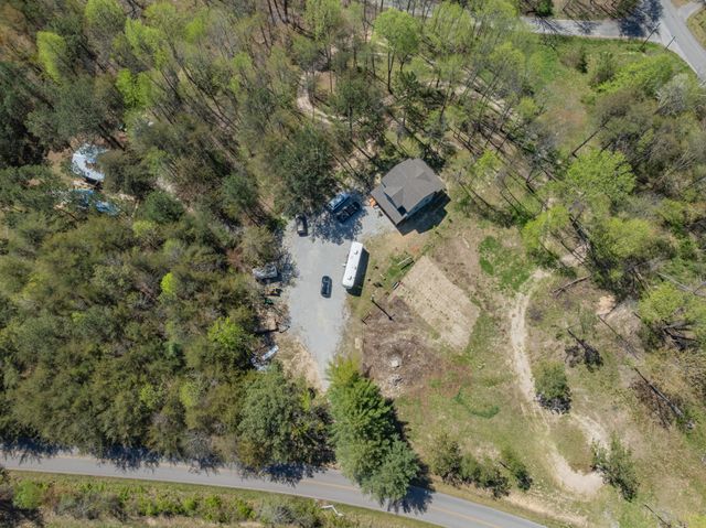 132 Old Firetower Road, Tracy City, TN 37387