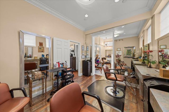 1176 Laurel Street, San Carlos, CA 94070