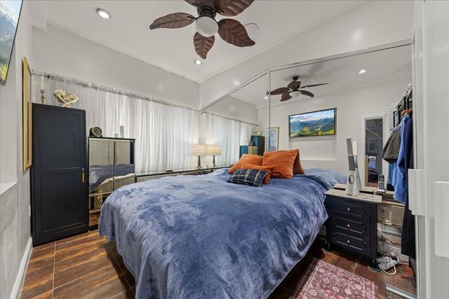 1176 Laurel Street, San Carlos, CA 94070