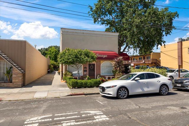1176 Laurel Street, San Carlos, CA 94070