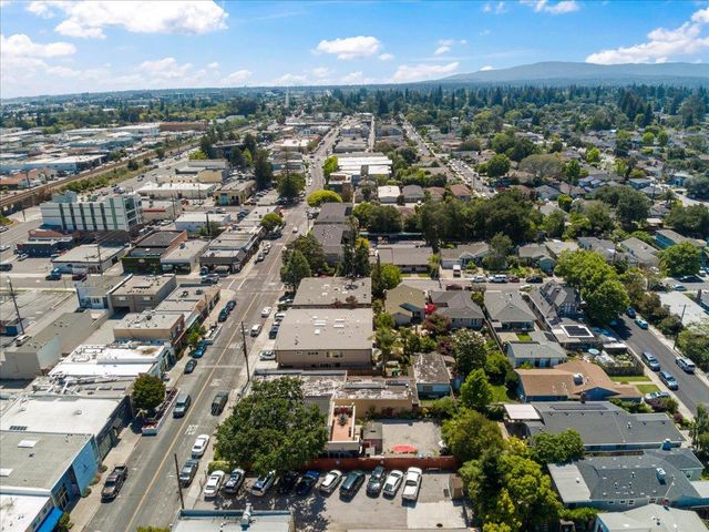 1176 Laurel Street, San Carlos, CA 94070