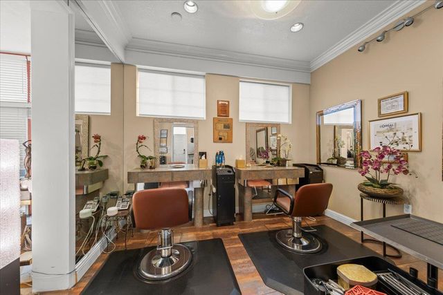 1176 Laurel Street, San Carlos, CA 94070
