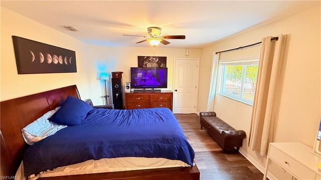 3621 24th AVE NE, Naples, FL 34120