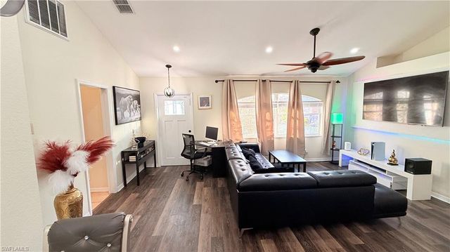 3621 24th AVE NE, Naples, FL 34120