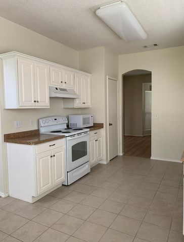 205 Branch Bend, Euless, TX 76039