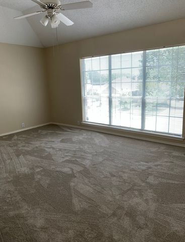 205 Branch Bend, Euless, TX 76039