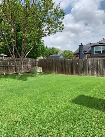 205 Branch Bend, Euless, TX 76039