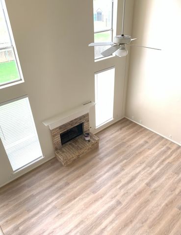 205 Branch Bend, Euless, TX 76039