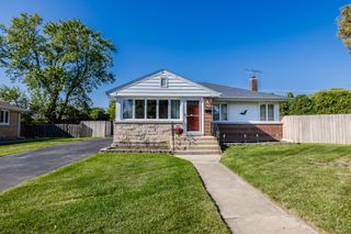 1615 W Johanna Terrace, Arlington Heights, IL 60005