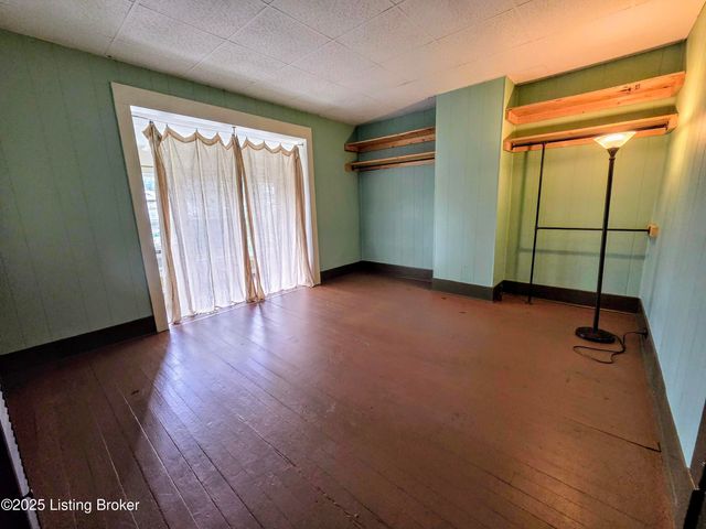 1604 S Shelby St, Louisville, KY 40217