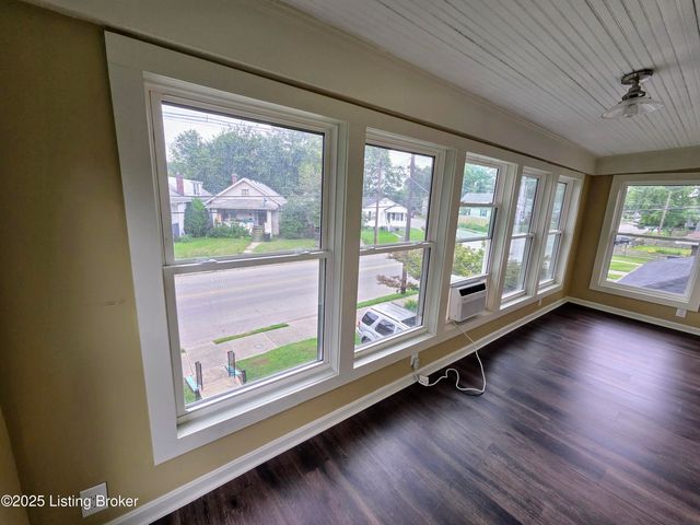 1604 S Shelby St, Louisville, KY 40217