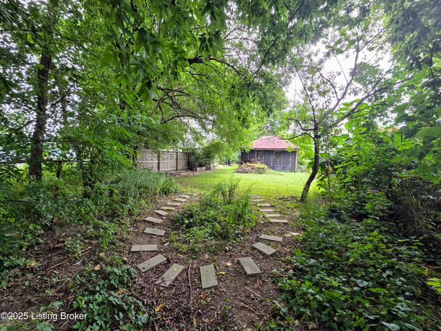 1604 S Shelby St, Louisville, KY 40217