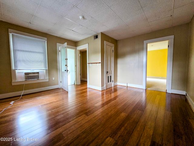 1604 S Shelby St, Louisville, KY 40217