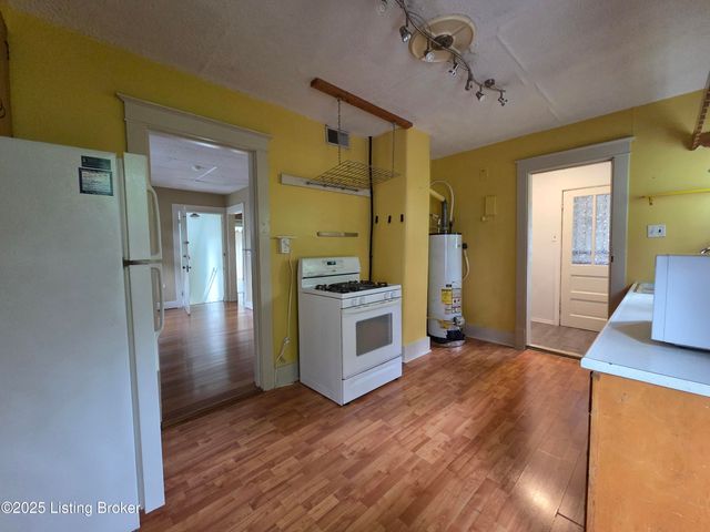 1604 S Shelby St, Louisville, KY 40217