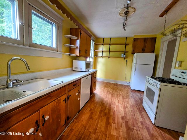 1604 S Shelby St, Louisville, KY 40217