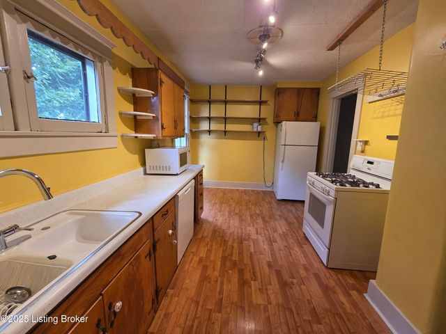 1604 S Shelby St, Louisville, KY 40217