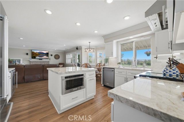 32203 Corte Carmela, Temecula, CA 92592