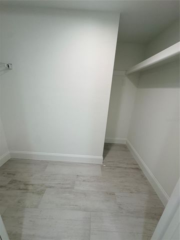 16340 DUBLIN CIRCLE 101, Fort Myers, FL 33908
