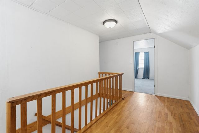 624 40th Street NE, Cedar Rapids, IA 52403