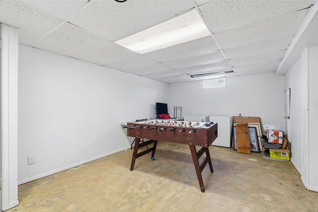 624 40th Street NE, Cedar Rapids, IA 52403