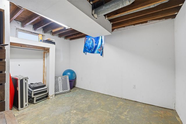 624 40th Street NE, Cedar Rapids, IA 52403