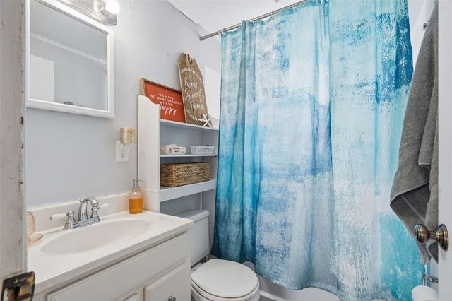 624 40th Street NE, Cedar Rapids, IA 52403