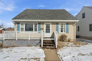 624 40th Street NE, Cedar Rapids, IA 52403