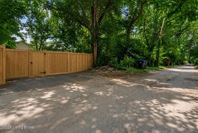 3409 W Muhammad Ali Blvd, Louisville, KY 40212