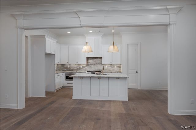 17 Oaklana, Tuscaloosa, AL 35406