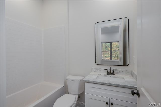 17 Oaklana, Tuscaloosa, AL 35406