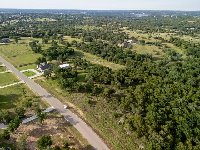 2124 Lacee Court, Granbury, TX 76048