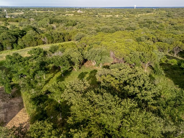 2124 Lacee Court, Granbury, TX 76048