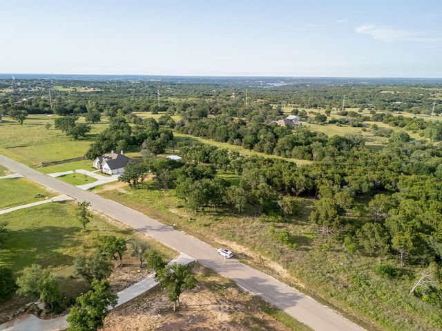 2124 Lacee Court, Granbury, TX 76048