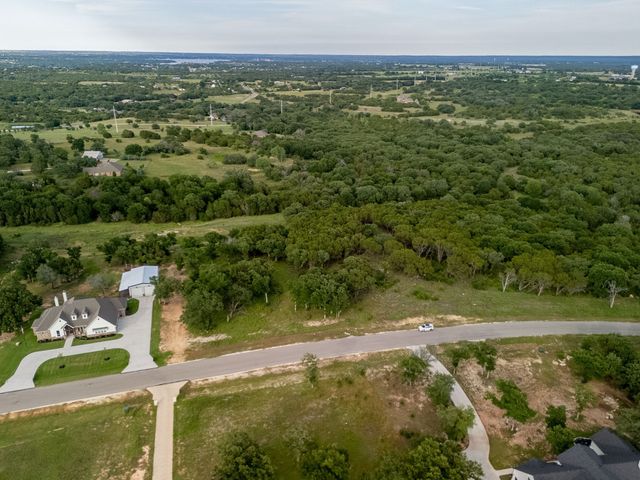 2124 Lacee Court, Granbury, TX 76048