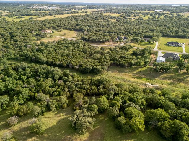 2124 Lacee Court, Granbury, TX 76048