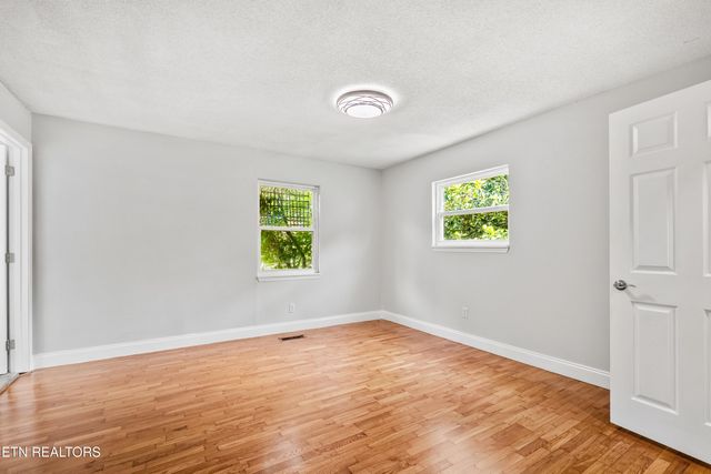 224 Meadow Lane, Sweetwater, TN 37874