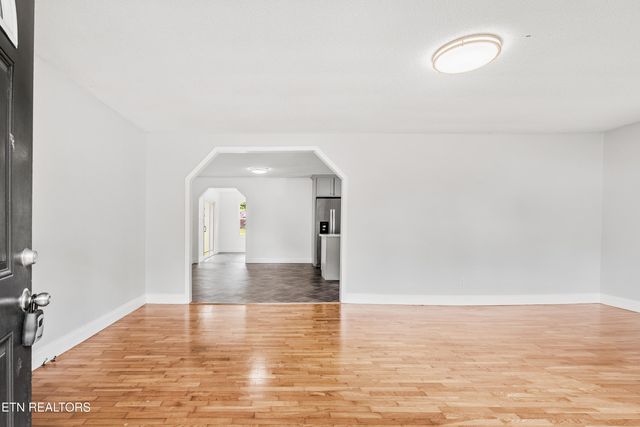 224 Meadow Lane, Sweetwater, TN 37874