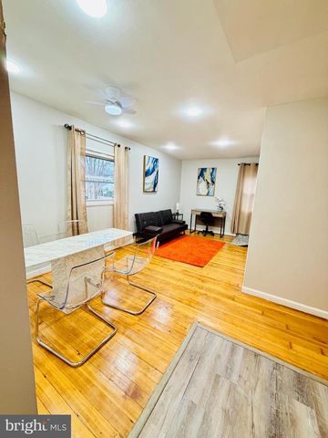 3007 ELMWOOD DR, Alexandria, VA 22303