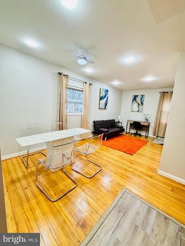 3007 ELMWOOD DR, Alexandria, VA 22303