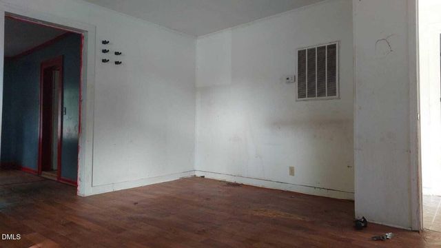 206 S Ethel Street, Selma, NC 27576