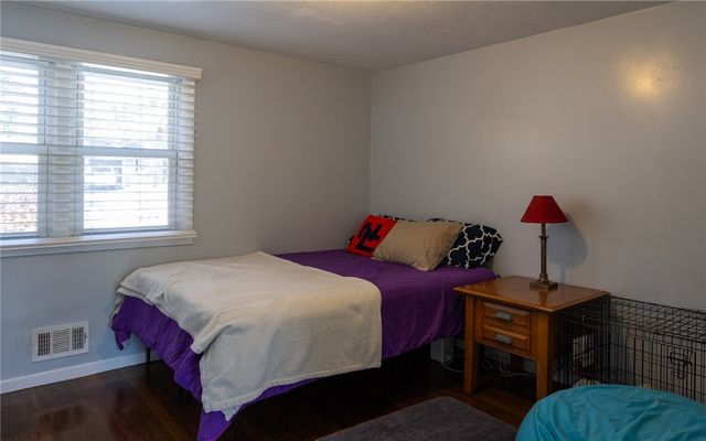 40 Walker Road, Warwick, RI 02889