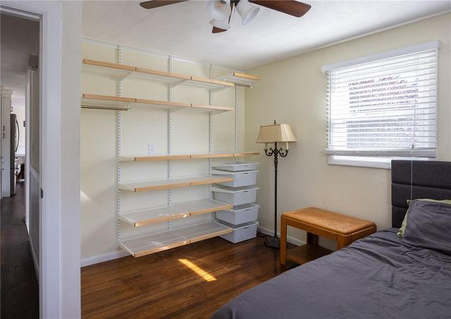 40 Walker Road, Warwick, RI 02889