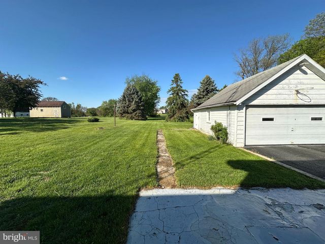 13024 SALEM AVE, Hagerstown, MD 21740