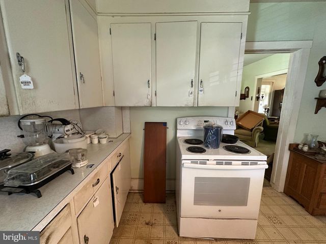 13024 SALEM AVE, Hagerstown, MD 21740